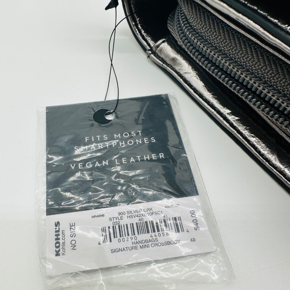 Simply Vera Vera Wang Silver Crinkle Signature Mini Crossbody - NWT - Picture 10 of 12